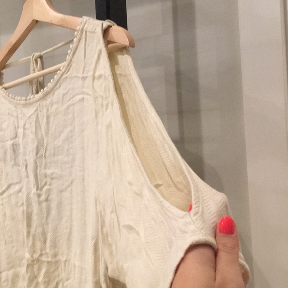 Rip Curl open back top - Picture 3 of 8